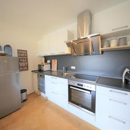 Ganze Am Woerthersee * Pörtschach am Wörthersee