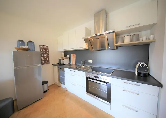 Ganze Am Woerthersee * Pörtschach am Wörthersee